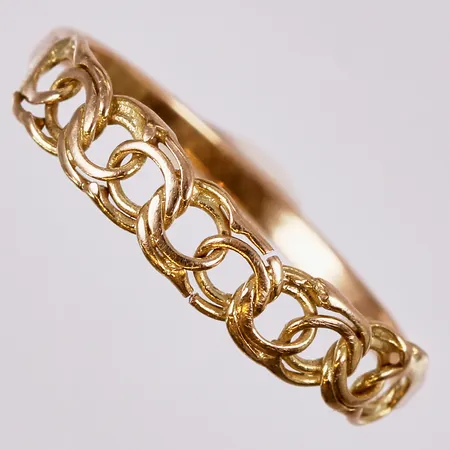 Ring Bismarck, stl ca 18, bredd ca 1mm, SGP, 18K  Vikt: 0,9 g