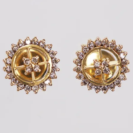 Ett par örhängen, diamanter 48xca 0,017ct, bredd 14mm, skruvlås, skev stift, 21K Vikt: 6 g
