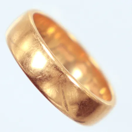 Ring, Ø16¾, gravyr, 18K Vikt: 5,1 g