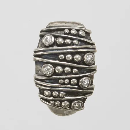 Hänge, vita stenar, längd ca 29mm, bredd 19mm, 925/1000 silver Vikt: 8,8 g