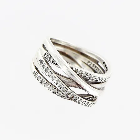 Ring Pandora, stl 17, bredd 10mm, vita stenar, slitage, silver 925/1000. Vikt: 6,6 g