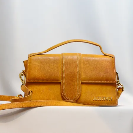 Handväska med axelrem Jacquemus  Le Grand Bambino, Orange, bredd: 23cm, höjd: 13cm, bruksslitage, med etikett samt dustbag 