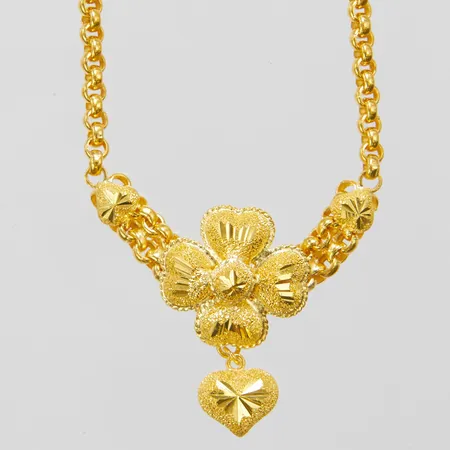 Collier, längd ca 41,5cm, bredd 3-28mm, thaiguld 1 baht, 23K Vikt: 15,2 g