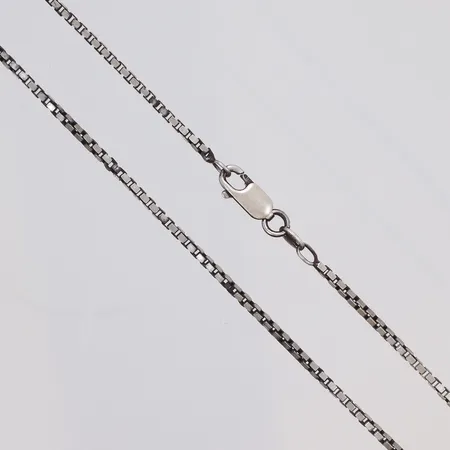 Kedja Venezia 61cm bredd ca 1mm, slitage, GHA silver 925/1000 Vikt: 9,5 g