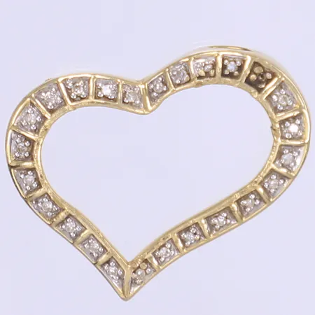 Hänge hjärta med diamanter totalt 0,13ctv enl. gravyr, 27x21mm, smärre slitage, 18K Vikt: 4,3 g
