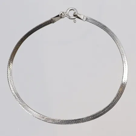 Armband, halvstelt 18cm bredd 3mm silver 925/1000 Vikt: 1,7 g