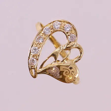 Ring med vita stenar, stl 16½, bredd 1,5-14,5mm, skev. 18K Vikt: 1,8 g