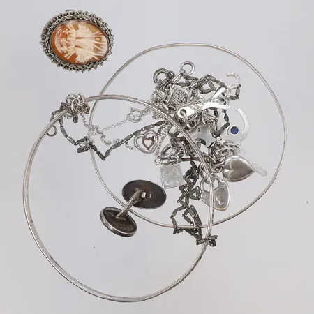 Diverse silver, defekt med stenar silver 800-925/1000 Vikt: 35,1 g