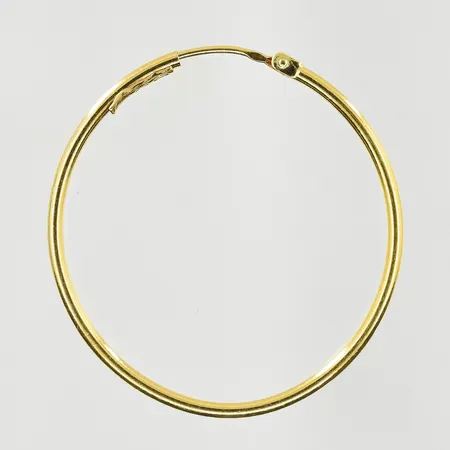 Ett udda örhänge, Ø32 mm, bredd 1 mm, 18K. Vikt: 1 g