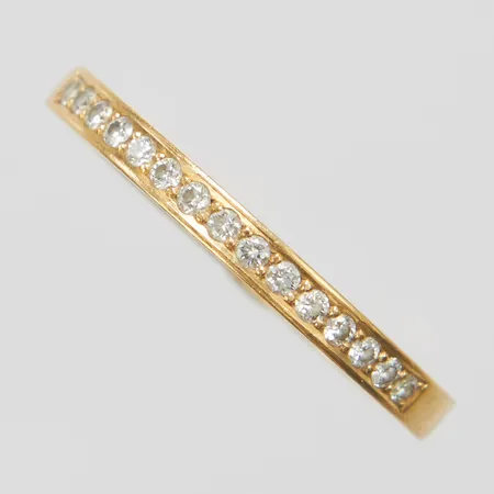 Ring, briljantslipade diamanter 15 x ca 0,01ct, stl 17½, bredd 2mm, Heribert Engelbert AB, Stockholm, gravyr, 18K Vikt: 2,4 g