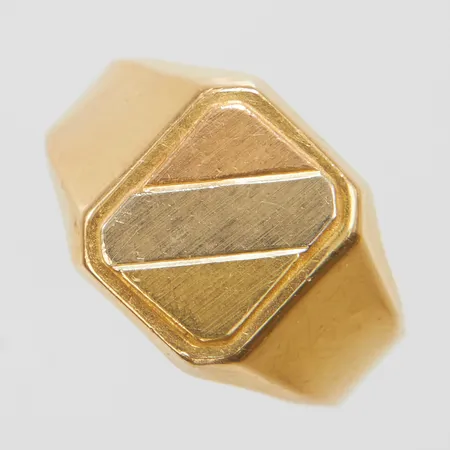 Klackring, trefärgad, stl 20¼, bredd 4-14mm, Arezzo, Italien, bucklig, repig, 18K Vikt: 6,9 g