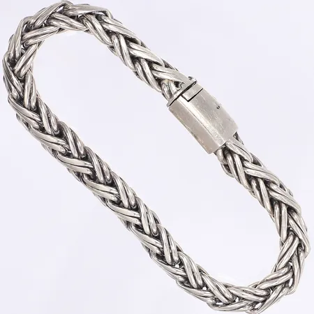 Armband, flätat, 24cm, bredd 10mm, slitage, slappt lås, silver 925/1000 Vikt: 81,4 g