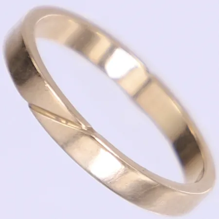 Ring, stl 18½, bredd 3mm, 18K Vikt: 3,7 g