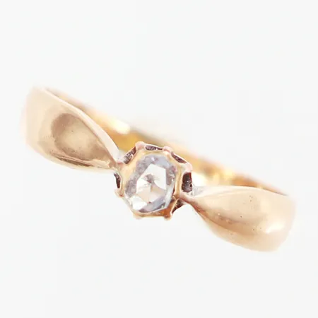 Ring med rosenslipad diamant, stl 16½, bredd: 2-5mm, 14K Vikt: 2,2 g
