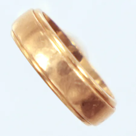 Ring, Ø16¾, gravyr, 18K Vikt: 8 g