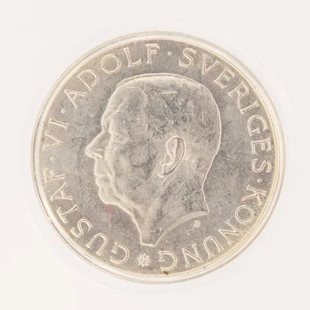Mynt Gustaf VI Adolf, Sveriges Konung, 10kr Plikten framför allt, år 1972, Ø32mm silver 830/1000. Vikt: 18 g