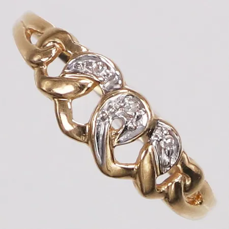 Ring, hjärtan, diamanter 3xca0,005ct, stl 16½, bredd 1,2-5,7mm, 18K Vikt: 1,3 g