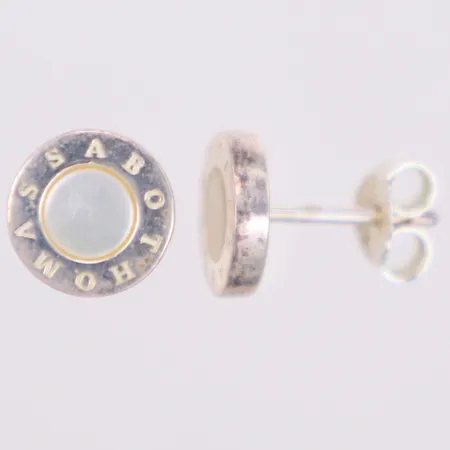 Ett par örknappar med pärlemor, Ø9mm, Thomas Sabo. 925/1000 silver Vikt: 2,9 g