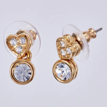 Ett par örhängen Swarovski med vita stenar, längd: ca 15mm, bredd: ca 4-6mm, förgylld metall Vikt: 4,2 g