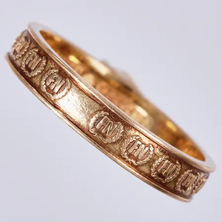 Ring Sporrong AB 1971, graverad, stl: 20, bredd ca 4mm, 18K Vikt: 5,2 g