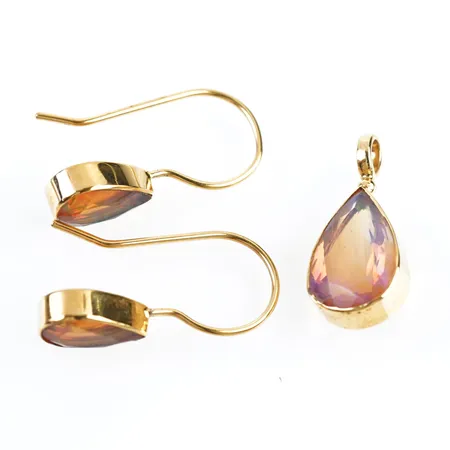 Örhängen och hänge m stenar, örhängen 22mm, hänge 22mm, 14k, bruttovikt 4,4gr Vikt: 4,4 g