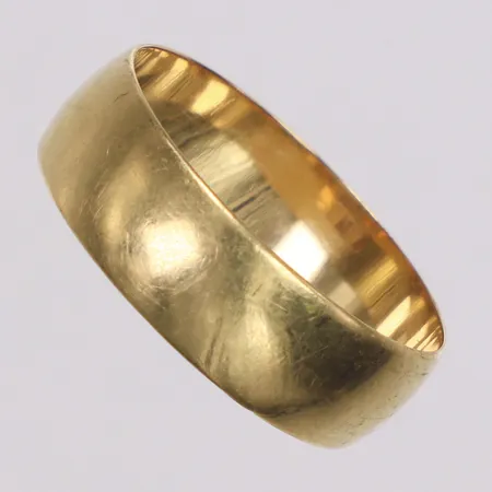 Ring, slät, 19¼, bredd 6mm, 14K Vikt: 3,7 g