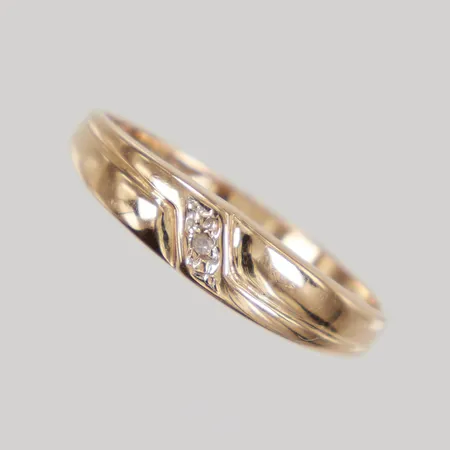 Ring stl 17¼, åttkantsslipad diamant 1x0,005ct, 18K Vikt: 1,4 g