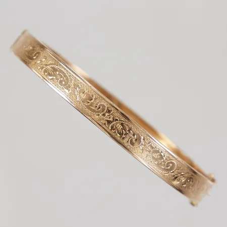 Armring, öppnningsbar, inre omkrets 17,5cm, 63x50mm, bredd 7,3mm, blomdekor, bucklor, Petterssons Eftr Juvelerar, år 1928, 18K, Vikt: 10,3 g