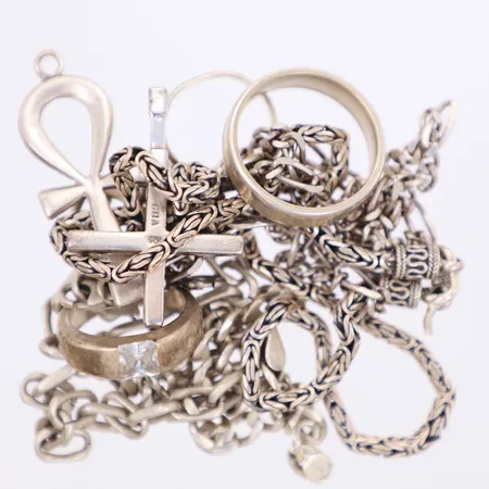 Diverse smycken, defekt, 925/1000 silver Vikt: 89,2 g