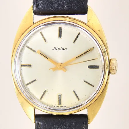 Herrur Alpina, 18K, Ø33mm, manuell, repigt plexiglas, slitet läderarmband, gravyr 