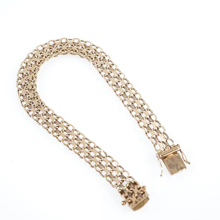 Armband, 20,5cm, bredd 10mm, 18k, datumgravyr baksida lås Vikt: 17,2 g