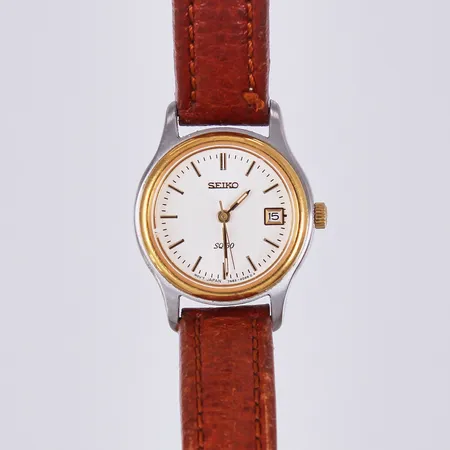 Damur Seiko SQ50, Ø23mm, #7N82-6C40, # 575111, quartz, står stilla, i behov av batteribyte, med läderband