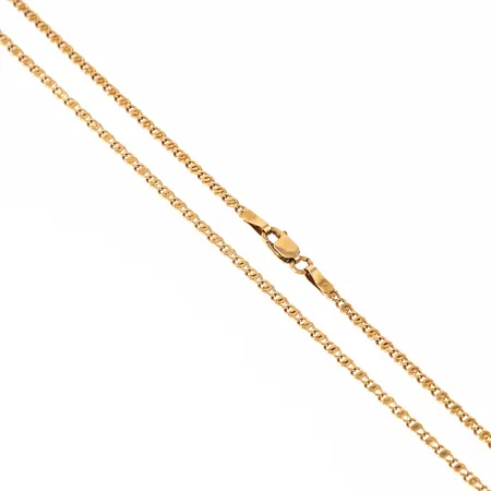 Kedja, Irrgång i 18K guld. Den är 62,5 cm lång, 2 mm bred och väger 7,5g. Karbinhake. Stämplad 750. 