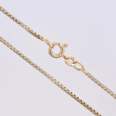 Kedja Venezia, längd 42,5 cm, bredd 1 mm, 18K. Vikt: 5,9 g