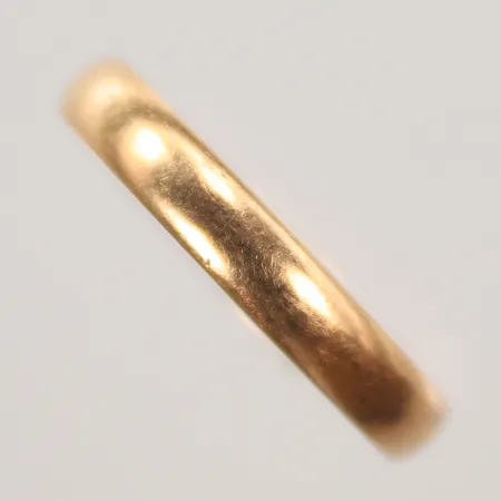 Slät ring, stl 16, 18K  Vikt: 3,5 g