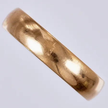 Ring graverad, Schalin, stl: 20¼, bredd ca 5mm, 18K Vikt: 4,5 g