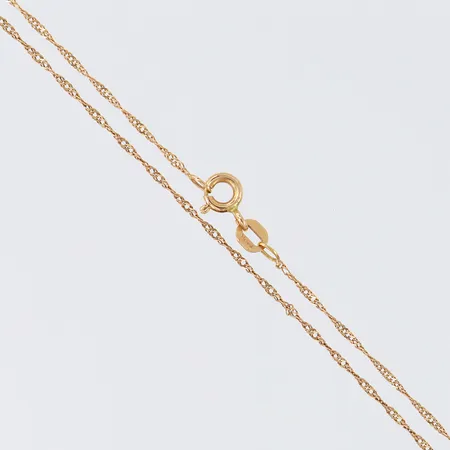 Kedja Singapore, längd 42,5cm, bredd 1,2mm, 18K.  Vikt: 1,3 g
