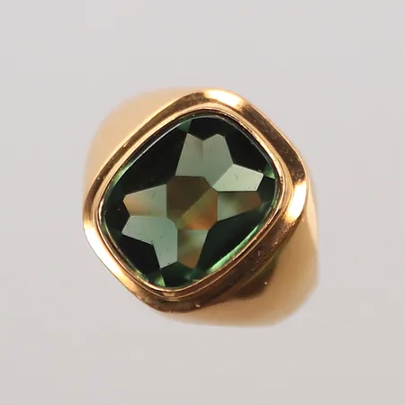 Klackring med grön sten, stl 17¾, bredd 3-15mm, 18K 5g totalt.
