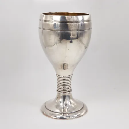 Pokal, höjd 23cm, Ø11cm, buckla, skada, CG Hallberg, år 1900, silver,  Vikt: 286,9 g
