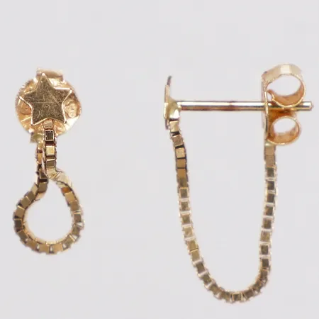 Ett par örhängen, Venezia, stjärnor, längd 30mm, bredd 1-3,7mm, missfärgade stift, 18K Vikt: 1 g