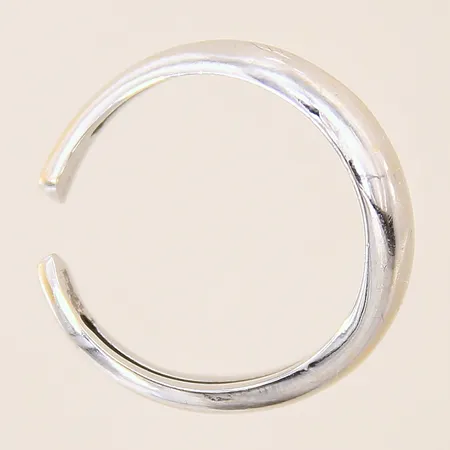Ring, defekt, 18K  Vikt: 2,4 g
