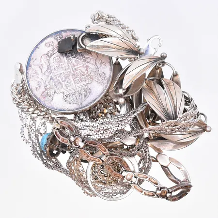 Diverse silver, 830/1000. Vikt: 108,1 g