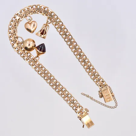 Armband X-länk med berlocker och säkerhetskedja, längd 19 cm, bredd länk 6 mm, säkerhetskedja trasig, 18K. Vikt: 15,4 g