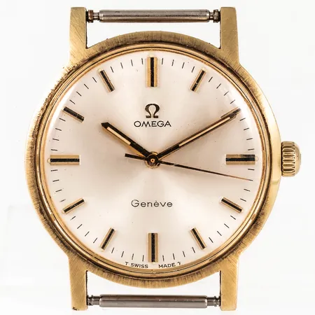 Herrur, Omega Genéve i 14K guld. Boett Ø 34,5 mm, manuell. Repigt plexiglas. Bruttovikt: 31,1g.