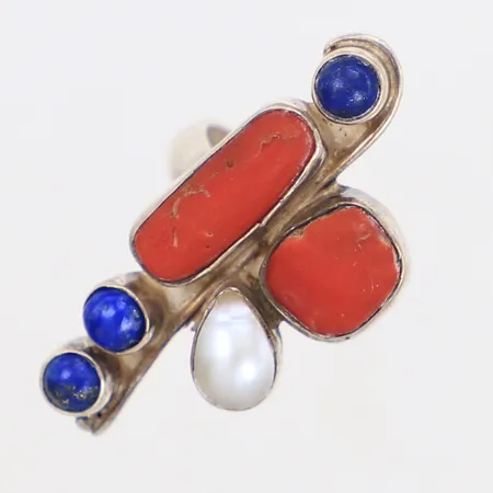Ring med färgade stenar, stl 18½, bredd 38,3mm, 925/1000 silver Vikt: 10 g