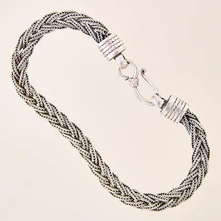 Armband, flätad, längd 20cm, bredd 6mm, silver 925/1000 Vikt: 12,8 g