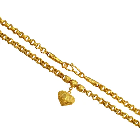 Collier, 23K guld (965/1000), modell med integrerat Hänge Hjärta 11x11 mm, collierets längd 44,5 cm, bredd 3,5 mm, fint skick, ½ baht Vikt: 7,6 g
