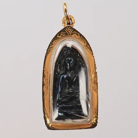 Hänge med buddha i plastglas, guldöverdrag, 12,7g totalt.