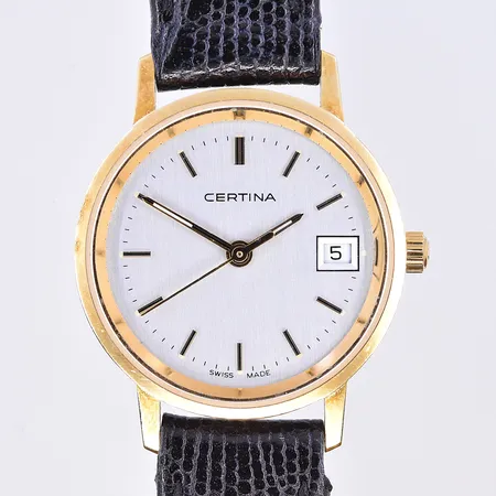 Damur Certina, quartz, datum, Ø24 mm, graverad boett, fungerar ej vid testtillfället, 18K. Bruttovikt 16,1g. 