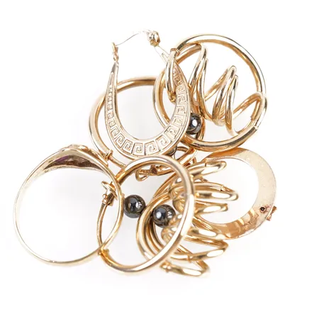 Diverse guld, 18k Vikt: 13 g